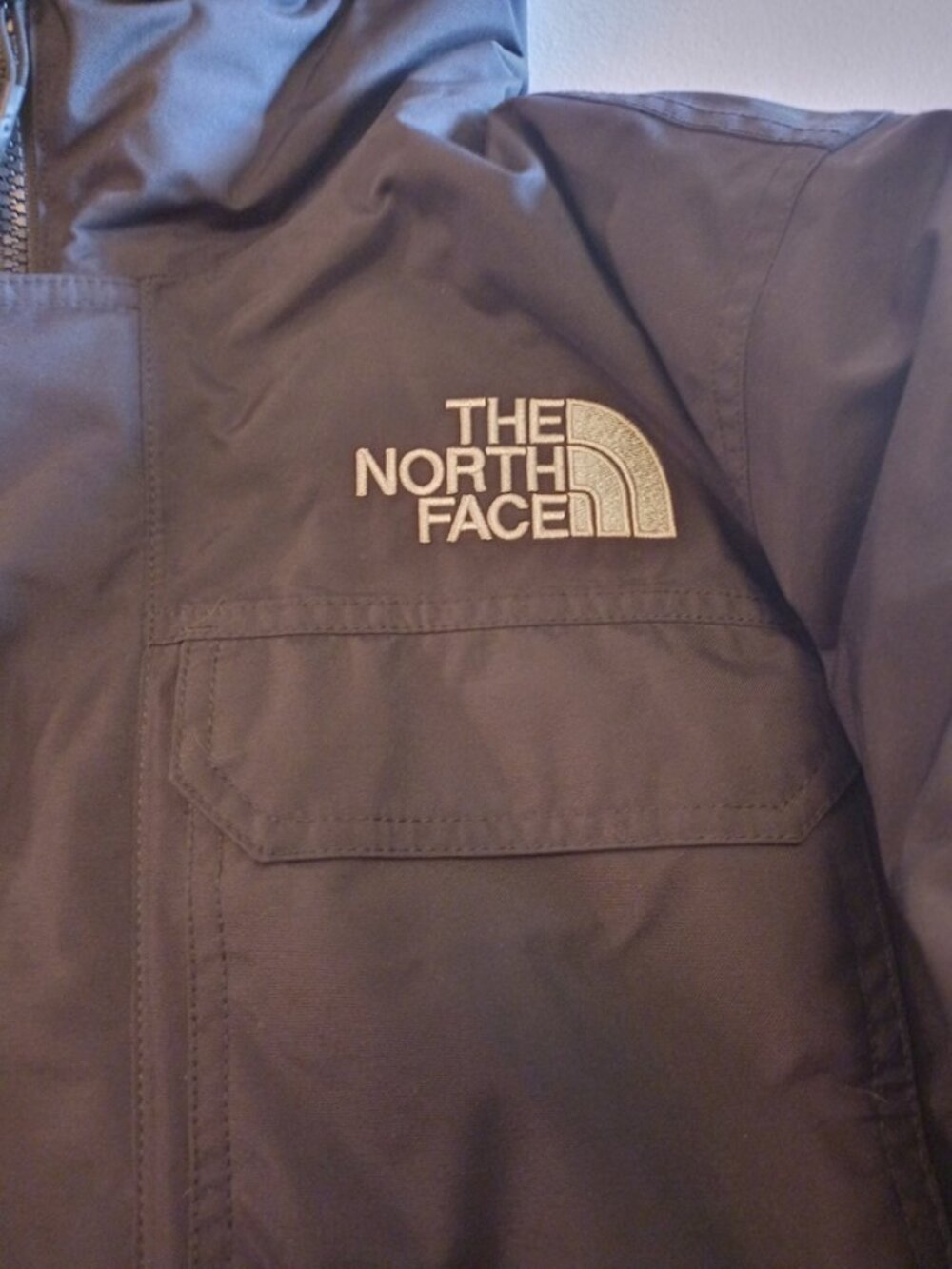 The North Face McMurdo Gotham Parka Hooded Down Jacket Coat Adult Medium EUC - Picture 2 of 9
